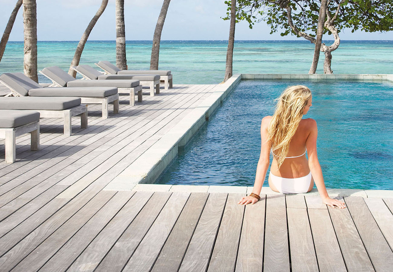 Cura e manutenzione decking